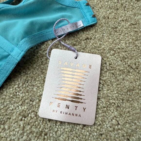 NWT Savage X Fenty Mod Poppy Unlined Lace Balconette Bra, 32DD & Short, M - Picture 8 of 10